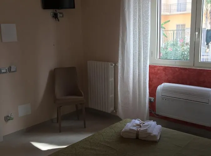 New Opuntia 3* Lecce